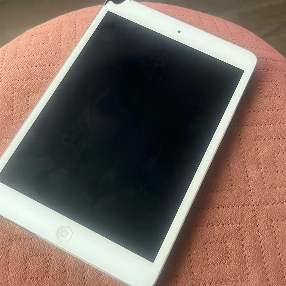 Used IPad Mini 2 16 gb